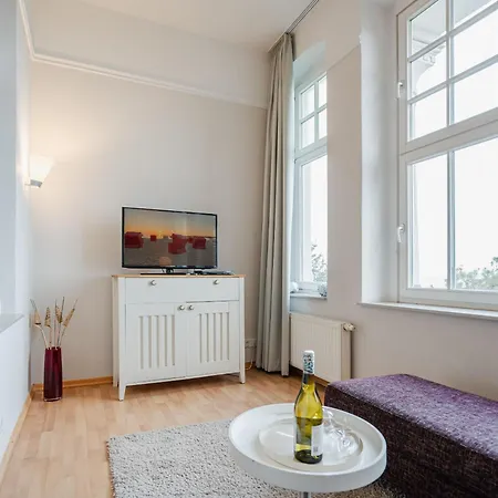 Dora App 08 アパート